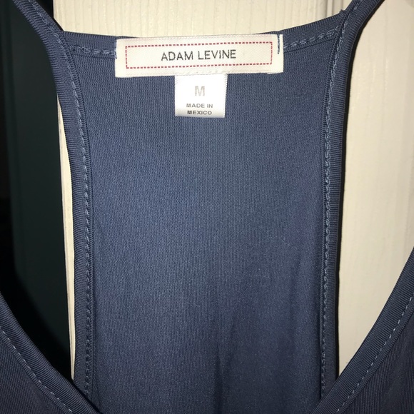 Super cute blue top - Picture 2 of 2